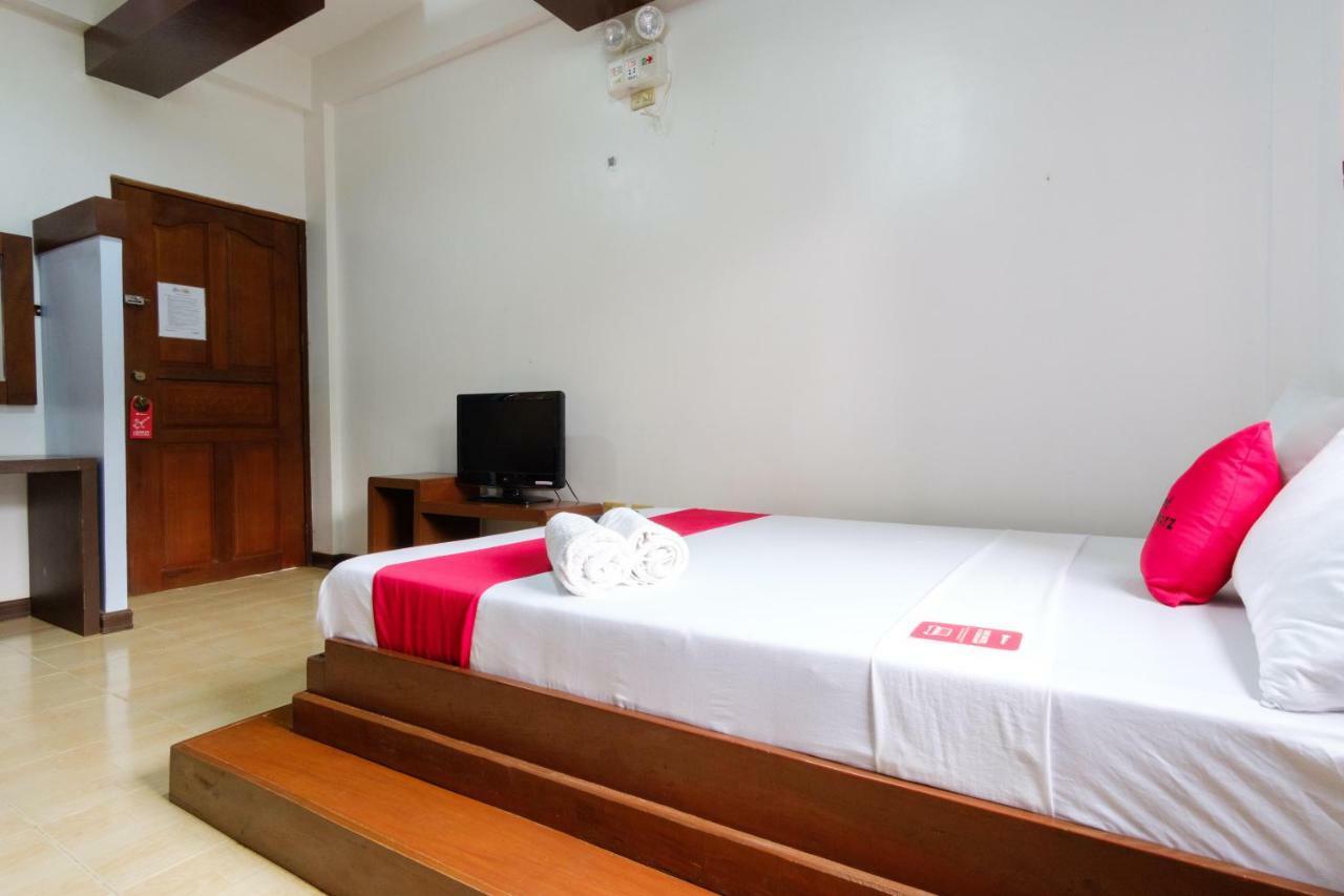 Reddoorz Premium @ Abueg Road Extension Puerto Princesa Extérieur photo