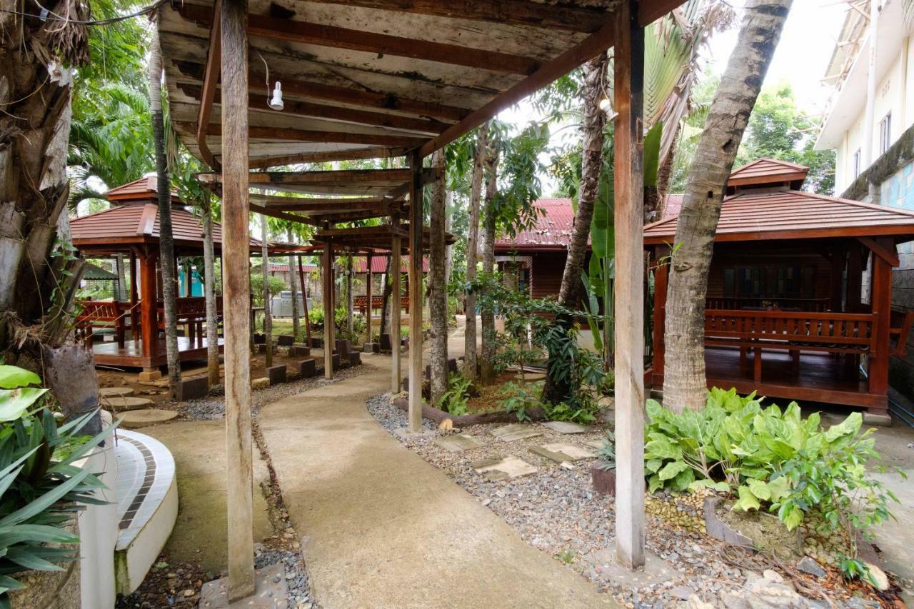 Reddoorz Premium @ Abueg Road Extension Puerto Princesa Extérieur photo